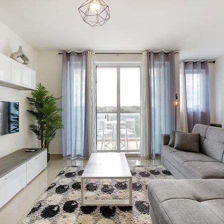 Stunning 3Br W/Country View Apartment In M'Scalak By 360 Estates Marsaskala Exterior photo