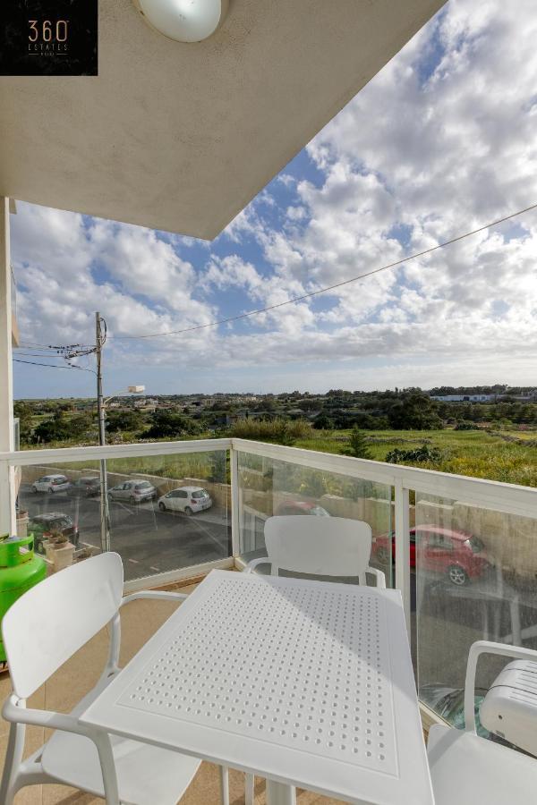 Stunning 3Br W/Country View Apartment In M'Scalak By 360 Estates Marsaskala Exterior photo