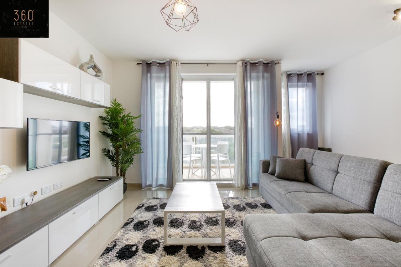 Stunning 3Br W/Country View Apartment In M'Scalak By 360 Estates Marsaskala Exterior photo